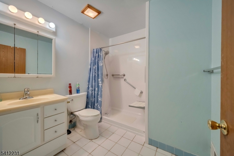 Shabbecong Village - Residential