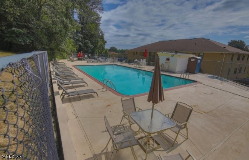 Regency Village - Residential