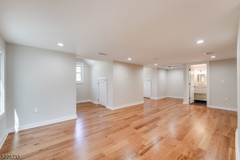 Knollwood - Residential