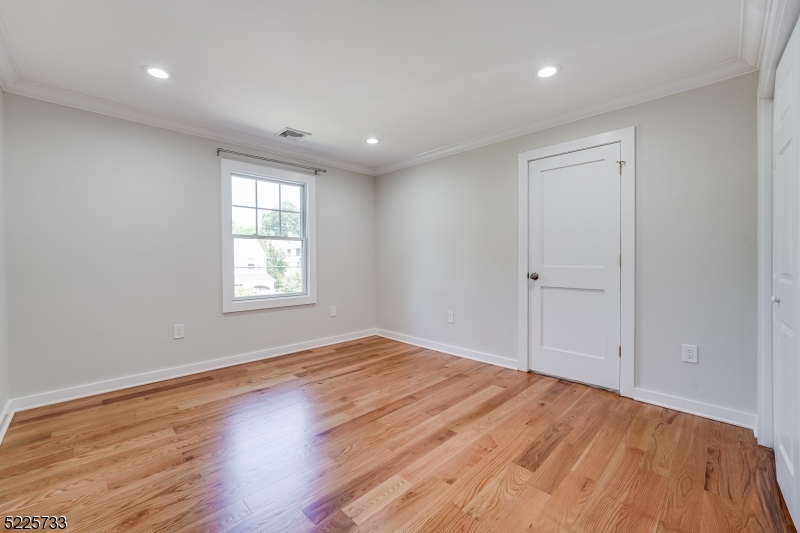 Knollwood - Residential