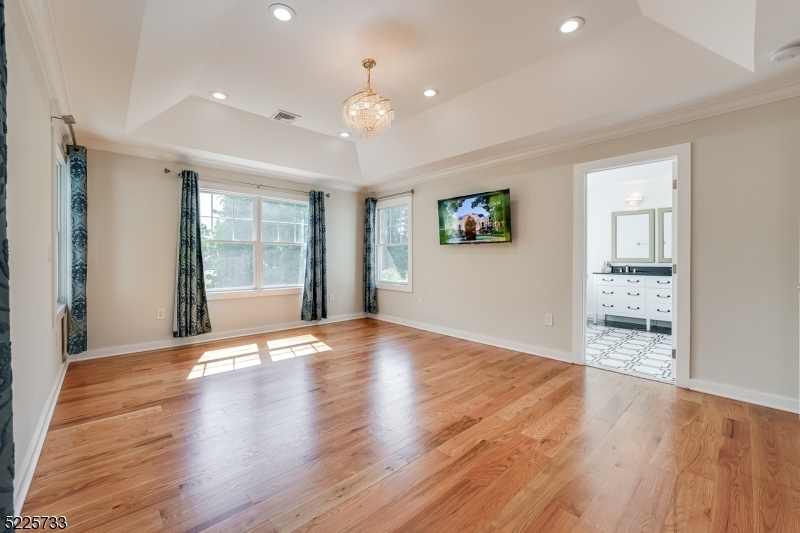 Knollwood - Residential