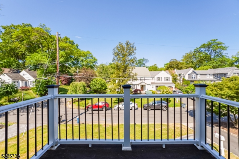 Knollwood - Residential