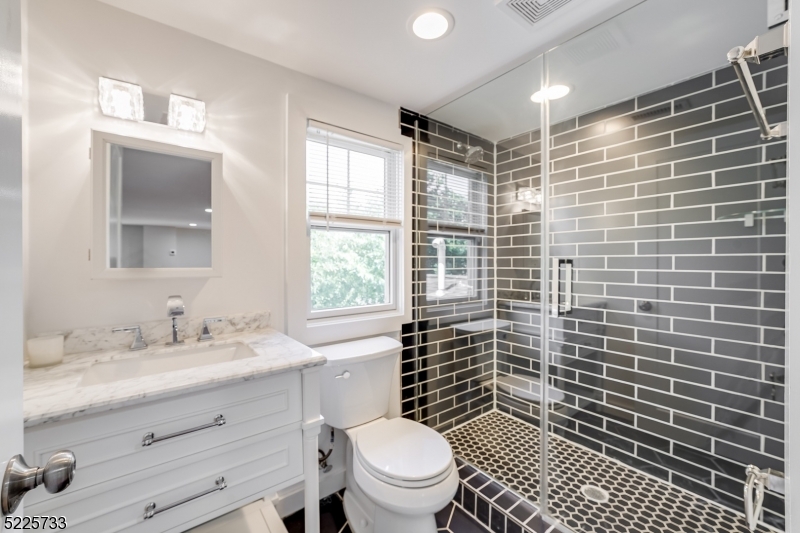 Knollwood - Residential