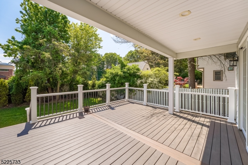 Knollwood - Residential