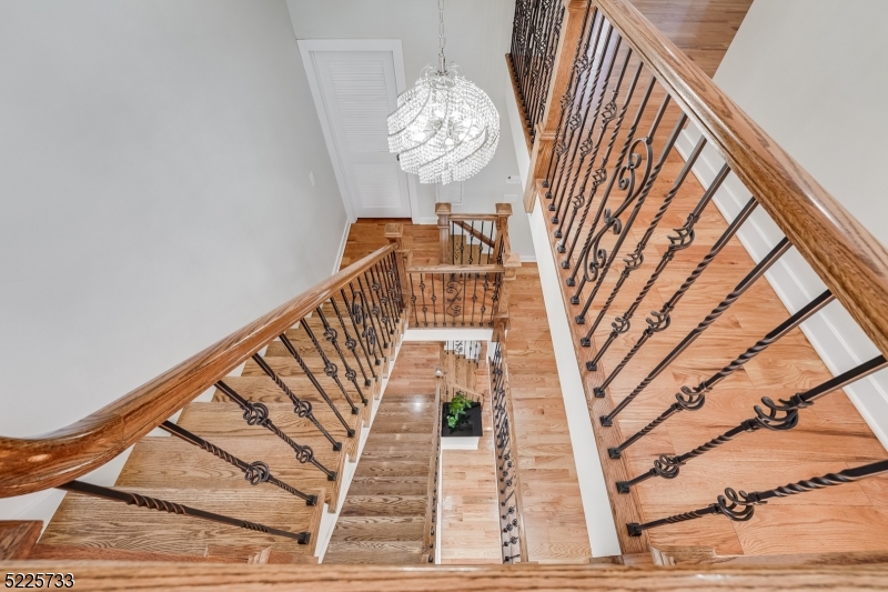 Knollwood - Residential