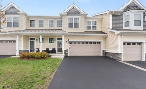 36 Lupine Ln, Allamuchy Twp., NJ 07840 - #: 4022767