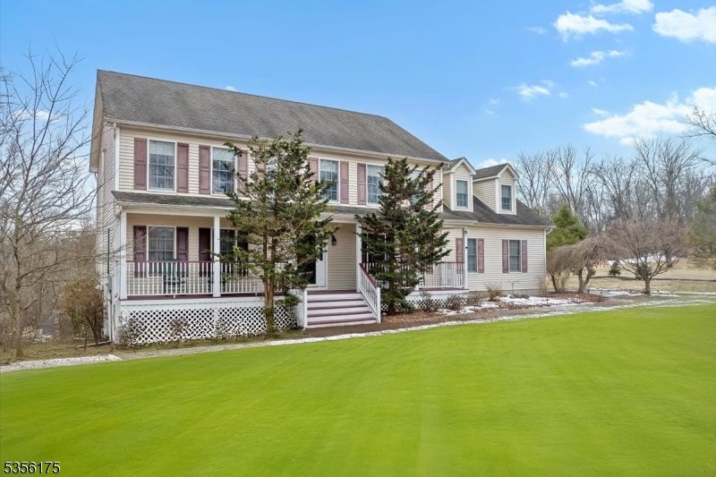 12 Meadow Ridge Rd