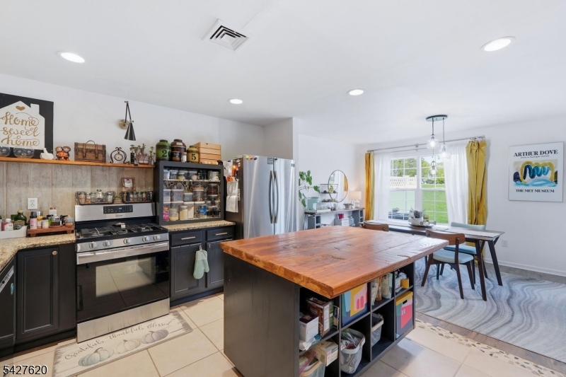 Ridgefield Commons - Residential