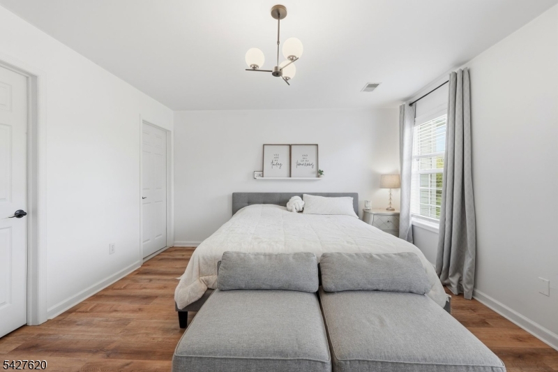 Ridgefield Commons - Residential