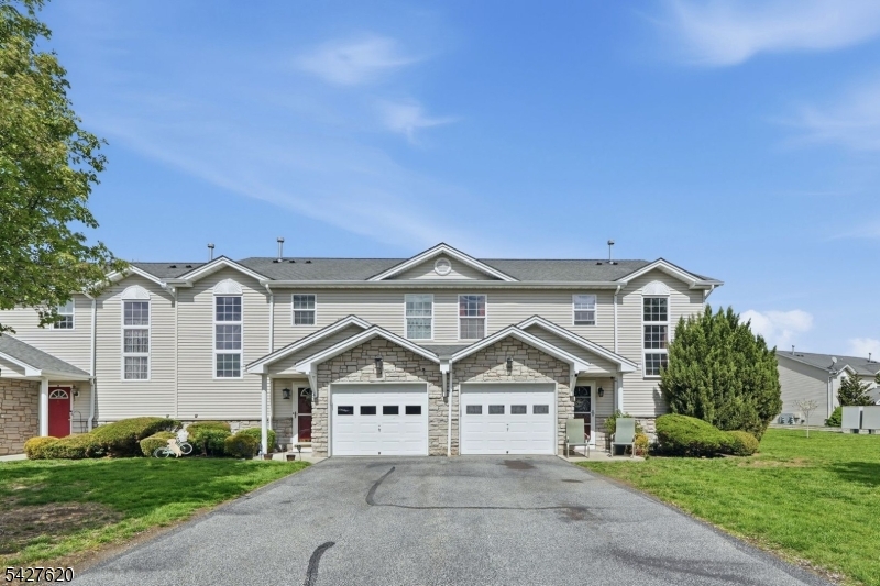 Ridgefield Commons - Residential