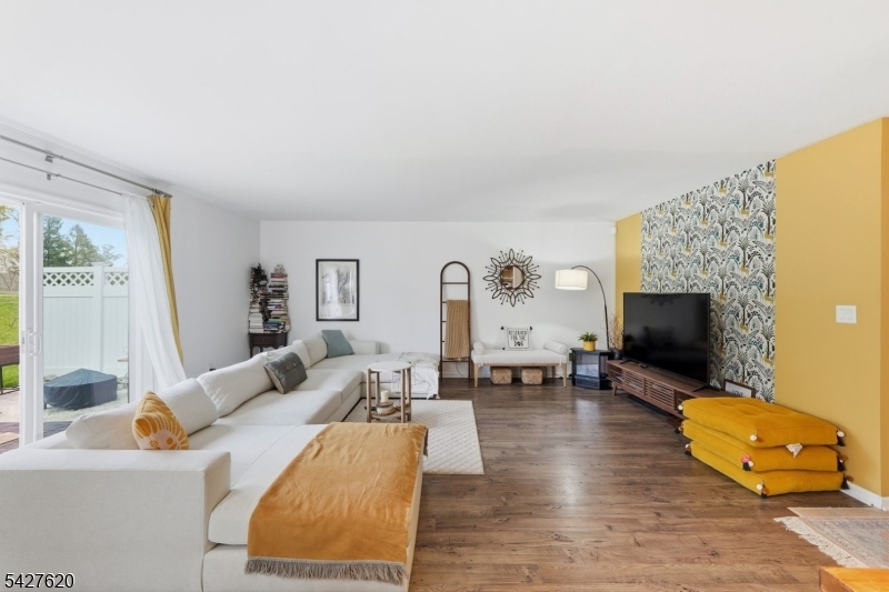Ridgefield Commons - Residential