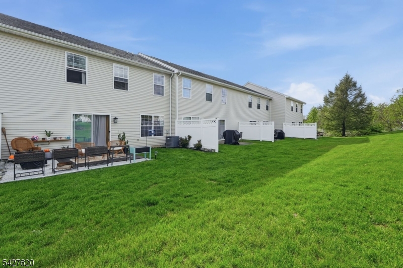 Ridgefield Commons - Residential