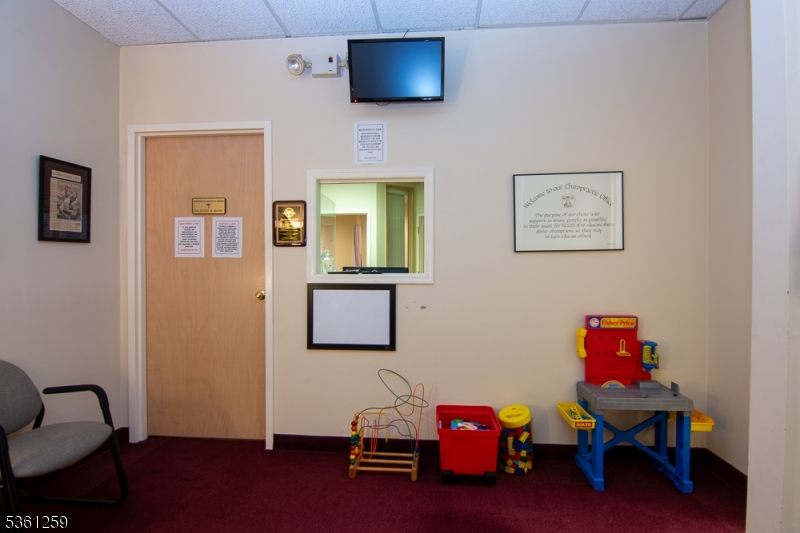 Crosspointe - Commercial Sale