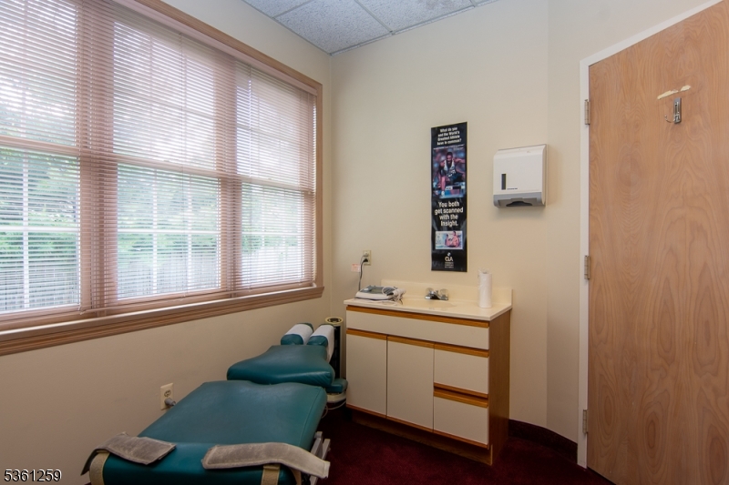 Crosspointe - Commercial Sale