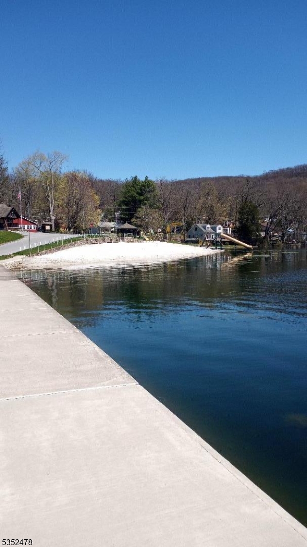 Lake Wallkill - Residential