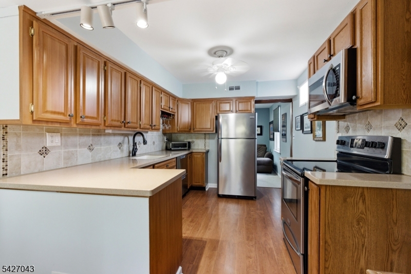 White Meadow Lake - Residential