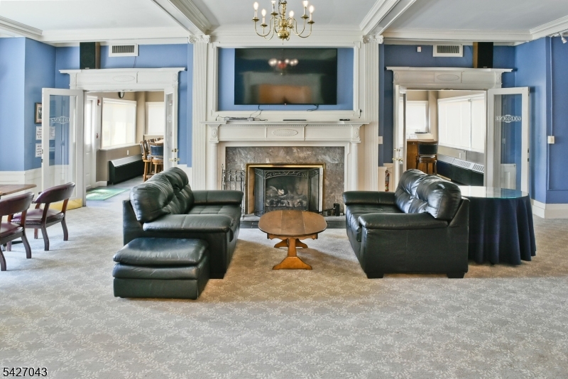 White Meadow Lake - Residential