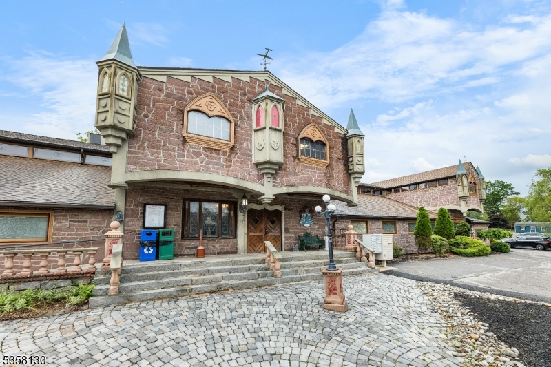 Old Egg Auction - Commercial Lease