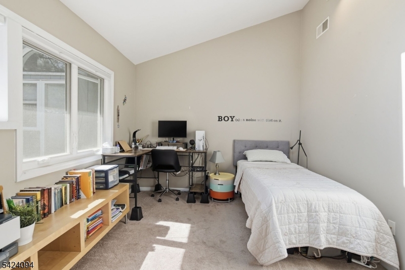 ESSEX GREENS VILLAS - Residential