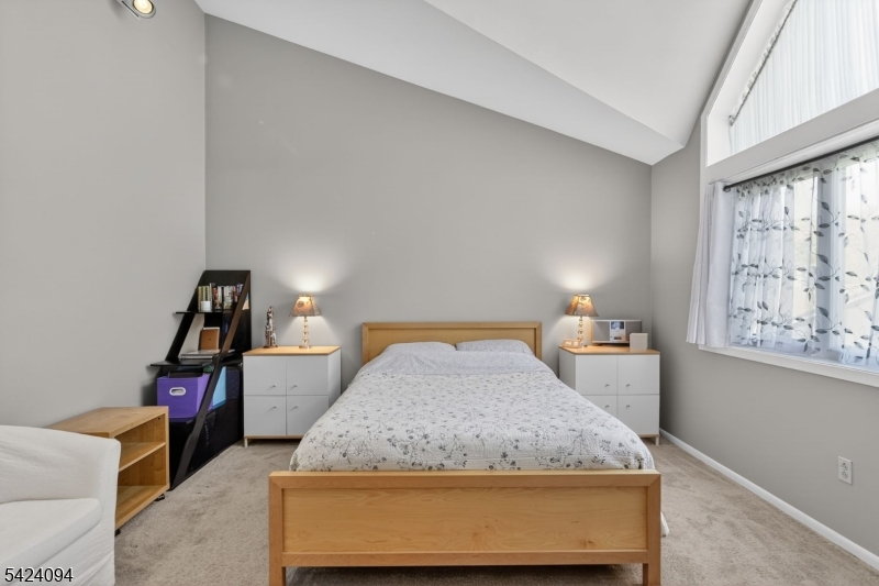 ESSEX GREENS VILLAS - Residential