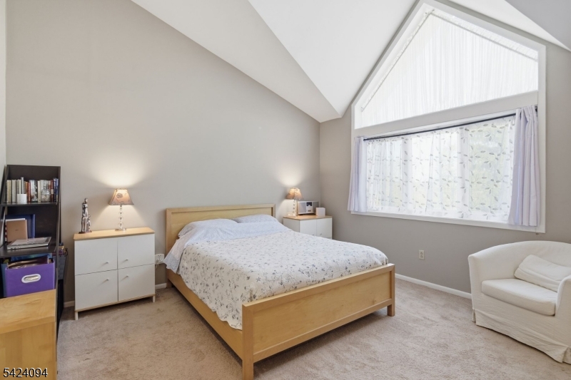 ESSEX GREENS VILLAS - Residential