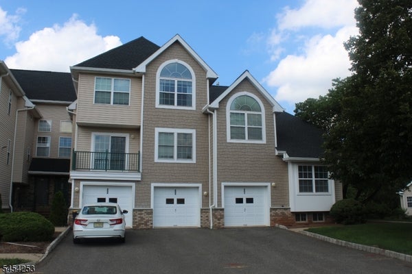202 RIP VAN DAM CT # 202, BELLE MEAD, NJ 08502 - Image fafcaeeb2bf642df9e15d1ad32e69dac/2191481433