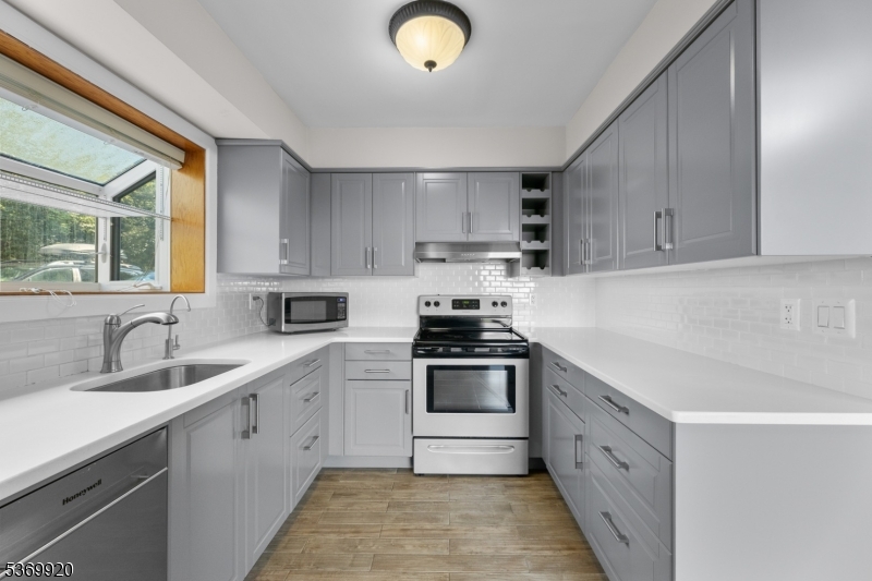 Long Meadow - Residential Lease