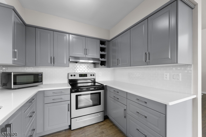 Long Meadow - Residential Lease