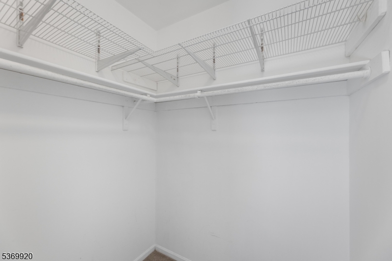 Long Meadow - Residential Lease