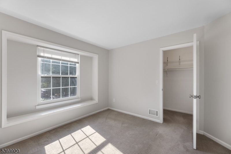 Long Meadow - Residential Lease