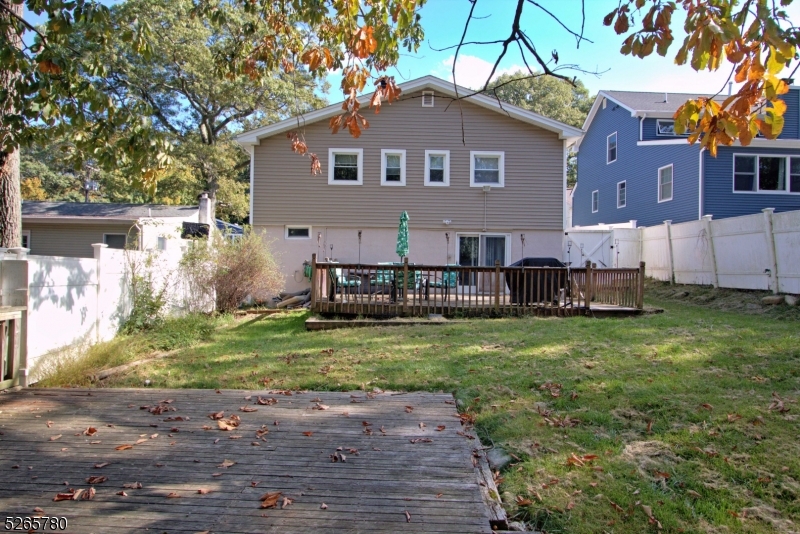 White Meadow Lake - Residential