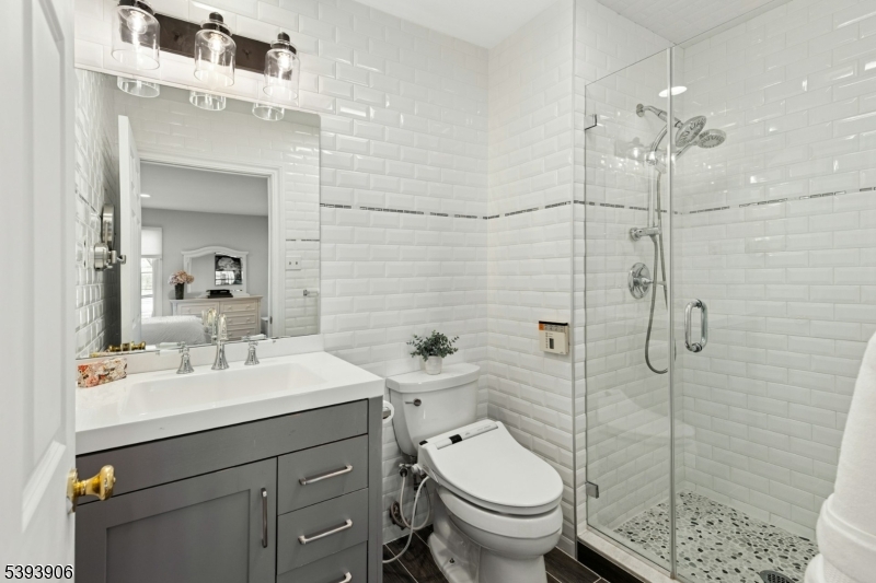 Private Lane - Residential