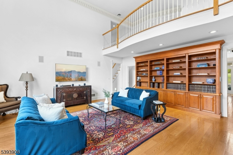 Private Lane - Residential