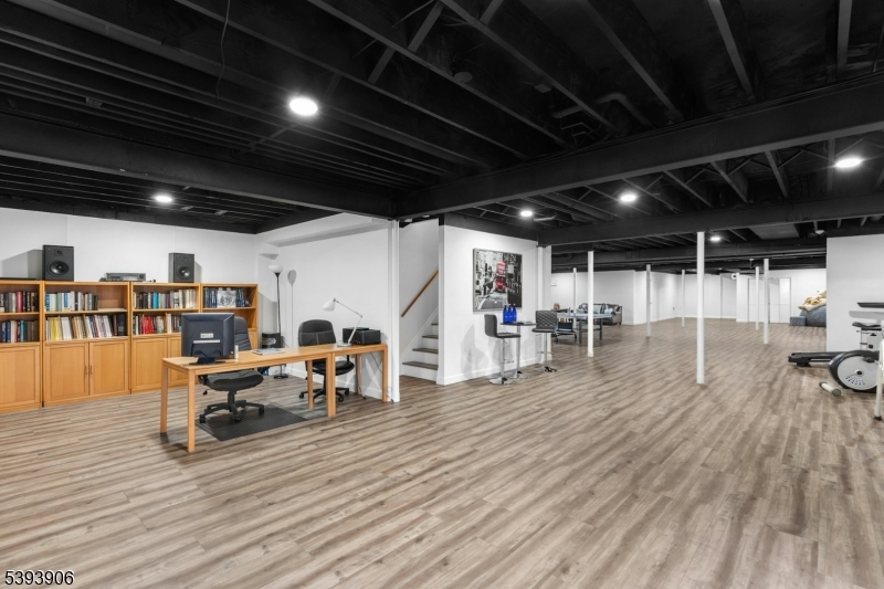 Private Lane - Residential