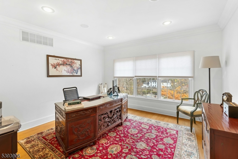 Private Lane - Residential