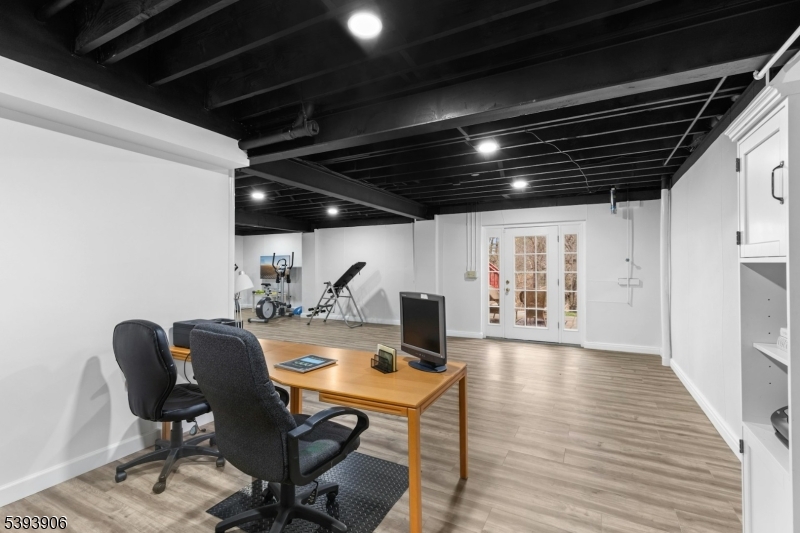 Private Lane - Residential