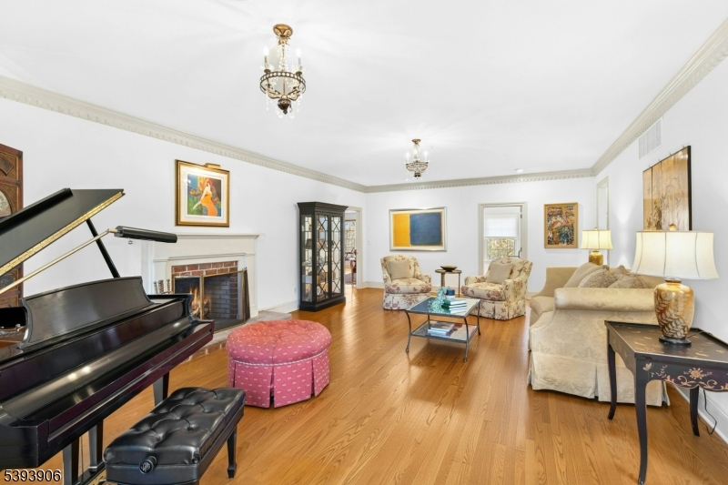 Private Lane - Residential