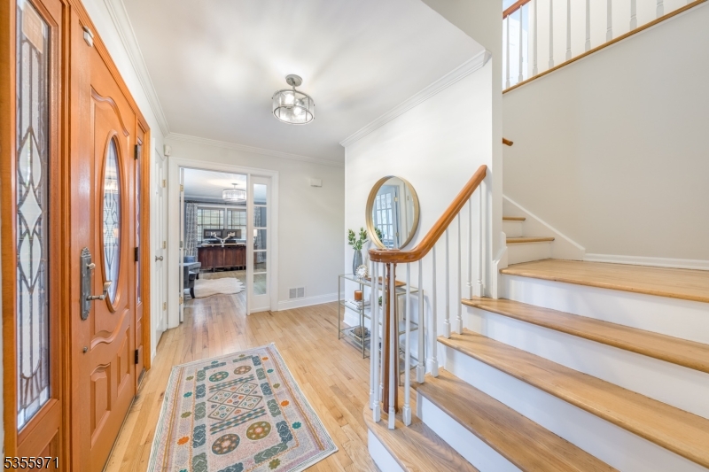 10 Pembrooke Rd