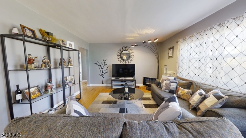 Colfax Manor - Residential