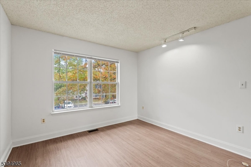 Wynnefield at Somerset - Residential