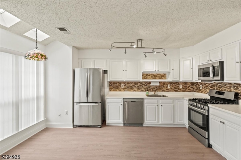 Wynnefield at Somerset - Residential