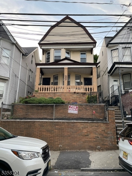 BERGEN/LAFAYETTE - Residential Income