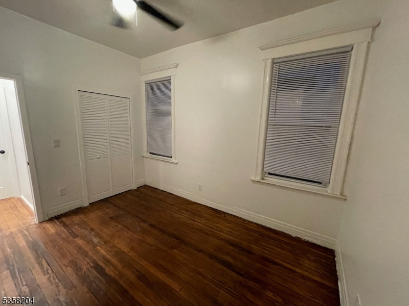 BERGEN/LAFAYETTE - Residential Income