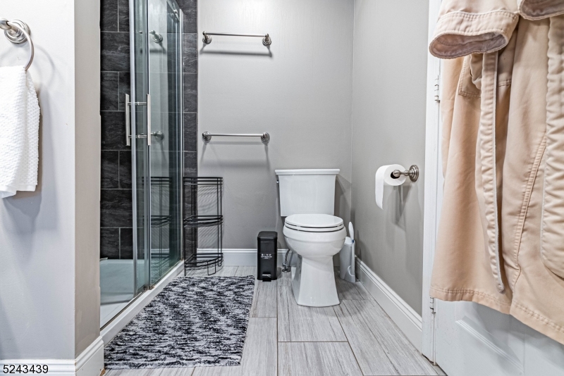 Rose Arbor - Residential