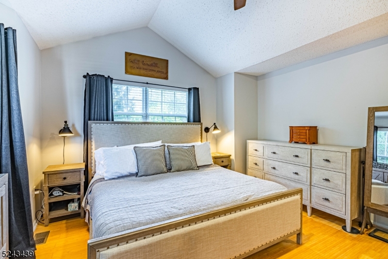 Rose Arbor - Residential