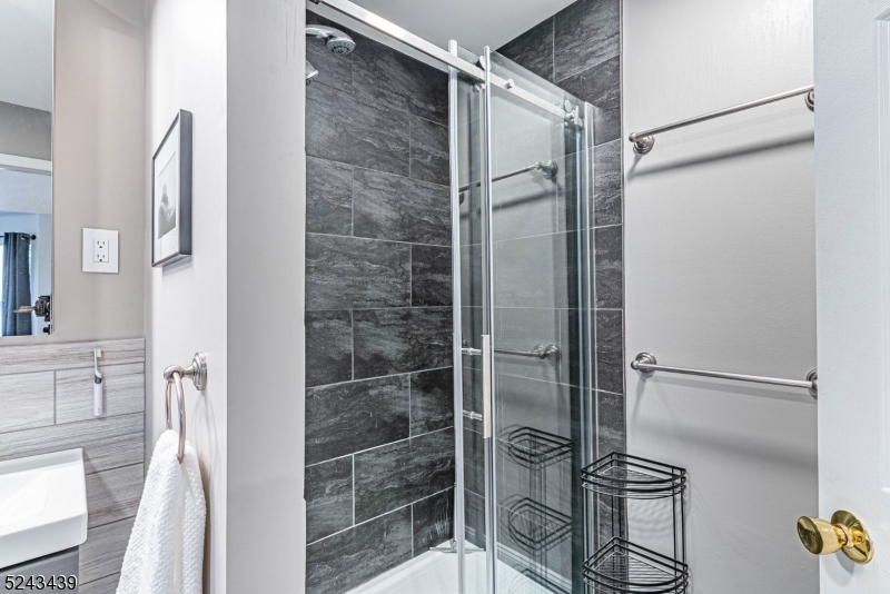 Rose Arbor - Residential