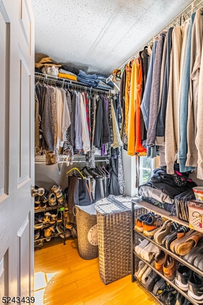 Rose Arbor - Residential