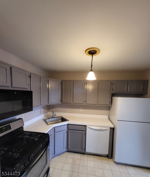 SEASONS GLEN - Residential