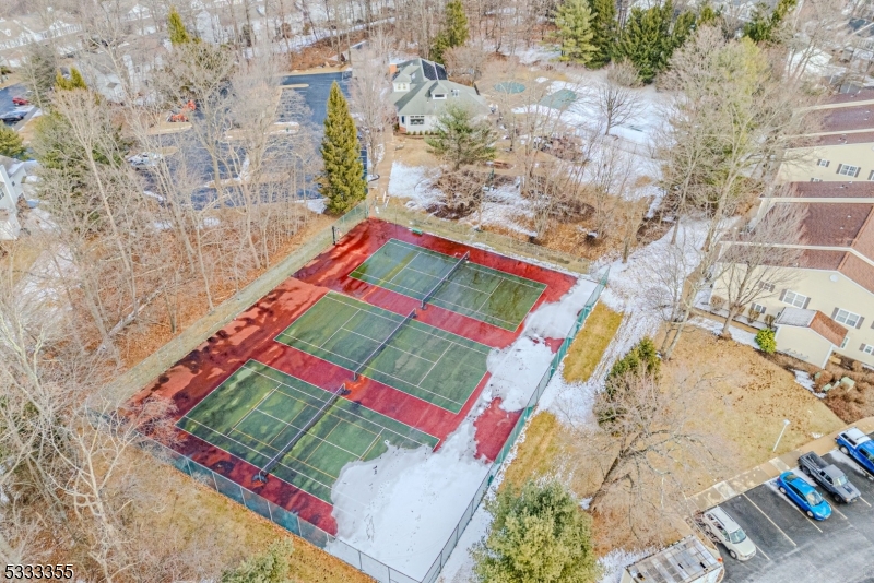 SEASONS GLEN - Residential