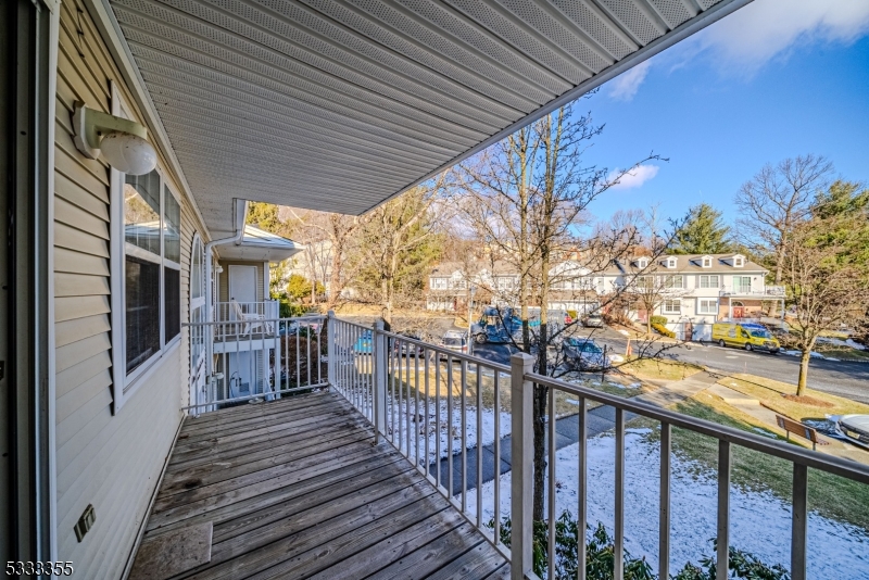 SEASONS GLEN - Residential